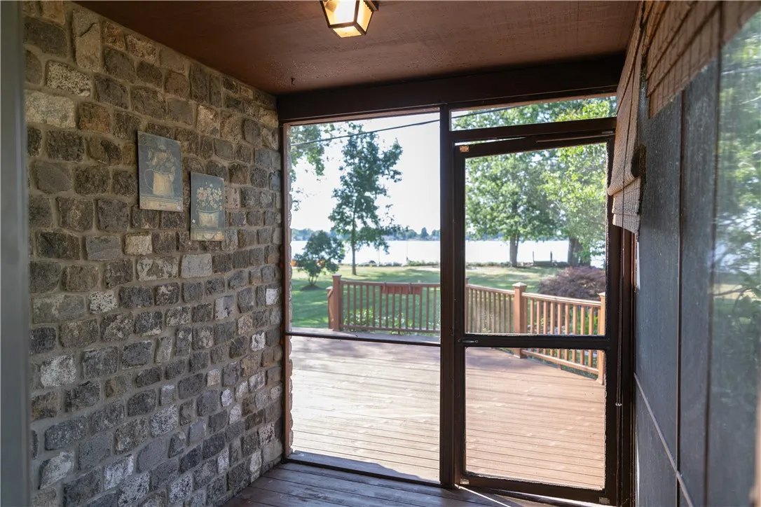 57c Long Pond Road, Greece, New York 14612, Greece, New York 14612, 4 Bedrooms Bedrooms, 6 Rooms Rooms,3 BathroomsBathrooms,Residential,For Sale,57c Long Pond Road, Greece, New York 14612,R1624695
