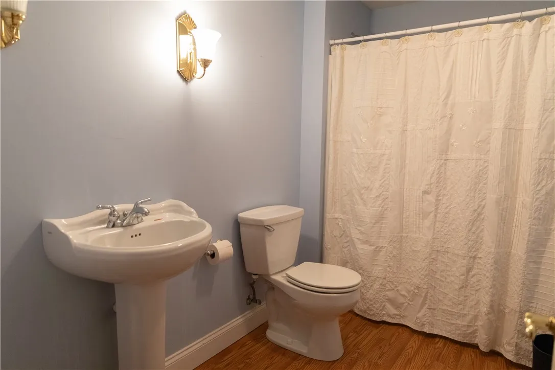 57c Long Pond Road, Greece, New York 14612, Greece, New York 14612, 4 Bedrooms Bedrooms, 6 Rooms Rooms,3 BathroomsBathrooms,Residential,For Sale,57c Long Pond Road, Greece, New York 14612,R1624695