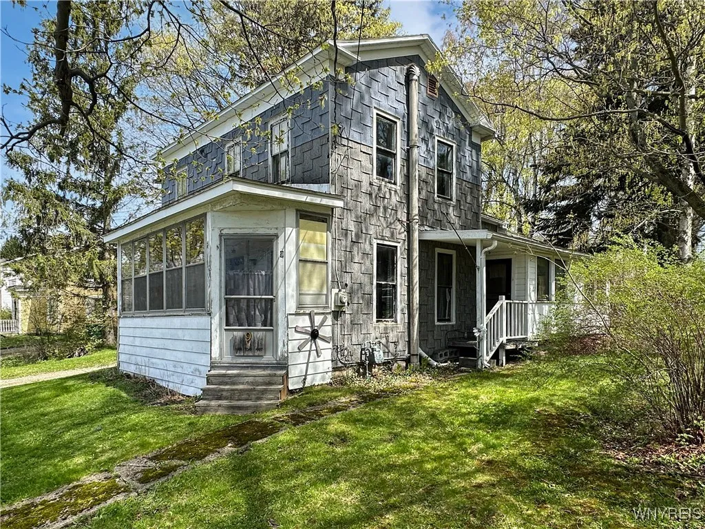 9 Park Road West, Castile, New York 14427, Castile, New York 14427, 4 Bedrooms Bedrooms, 8 Rooms Rooms,1 BathroomBathrooms,Residential,Closed,9 Park Road West, Castile, New York 14427,0,B1624997