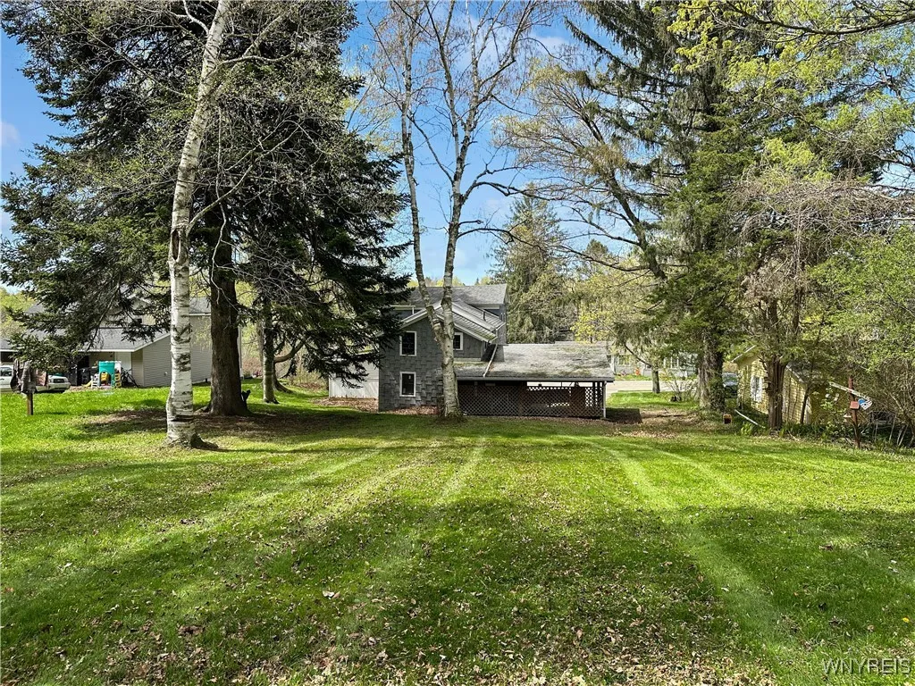9 Park Road West, Castile, New York 14427, Castile, New York 14427, 4 Bedrooms Bedrooms, 8 Rooms Rooms,1 BathroomBathrooms,Residential,Closed,9 Park Road West, Castile, New York 14427,0,B1624997