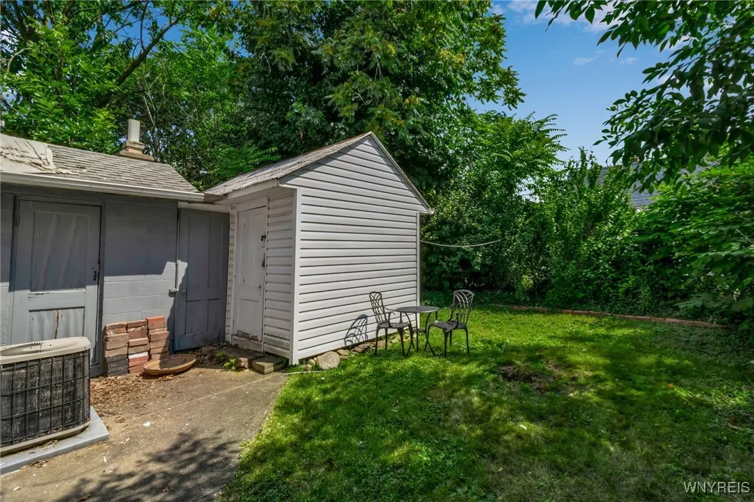 87 Kail Street, Buffalo, New York 14207, Buffalo, New York 14207, 3 Bedrooms Bedrooms, 5 Rooms Rooms,1 BathroomBathrooms,Residential,Closed,87 Kail Street, Buffalo, New York 14207,0,B1624142