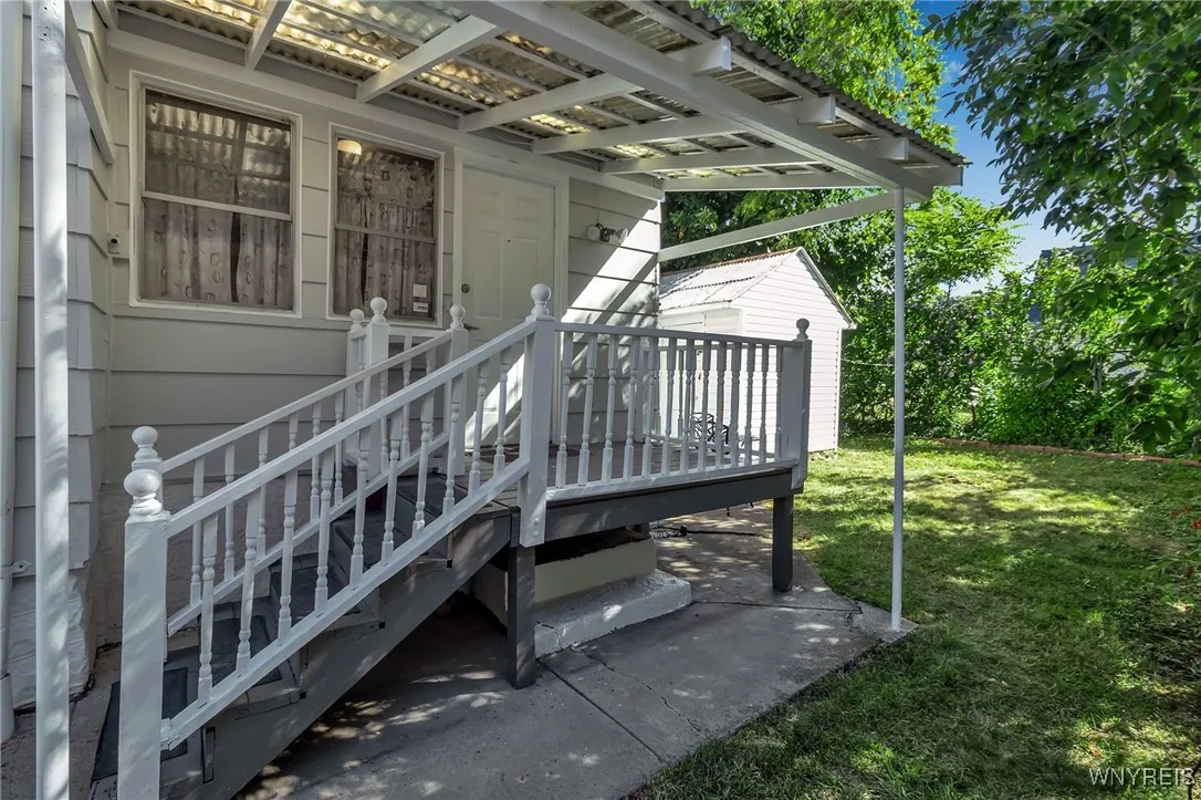 87 Kail Street, Buffalo, New York 14207, Buffalo, New York 14207, 3 Bedrooms Bedrooms, 5 Rooms Rooms,1 BathroomBathrooms,Residential,Closed,87 Kail Street, Buffalo, New York 14207,0,B1624142