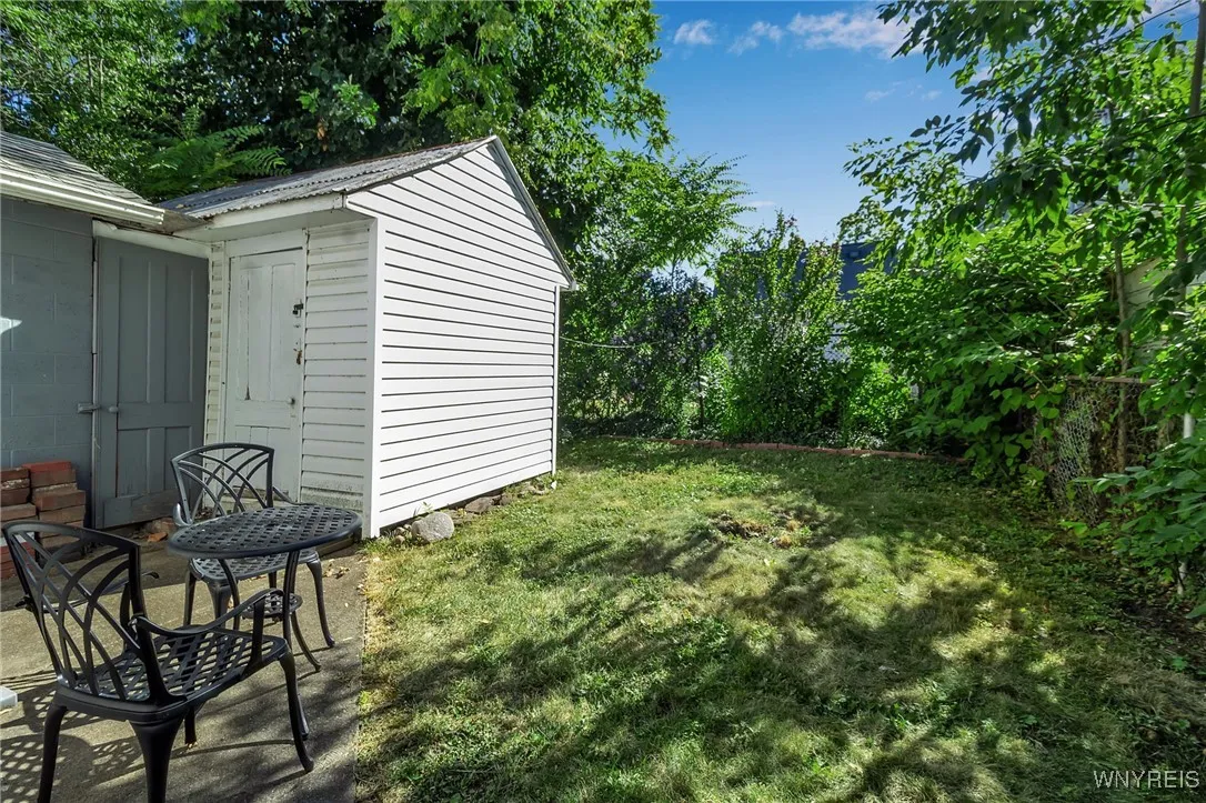 87 Kail Street, Buffalo, New York 14207, Buffalo, New York 14207, 3 Bedrooms Bedrooms, 5 Rooms Rooms,1 BathroomBathrooms,Residential,Closed,87 Kail Street, Buffalo, New York 14207,0,B1624142