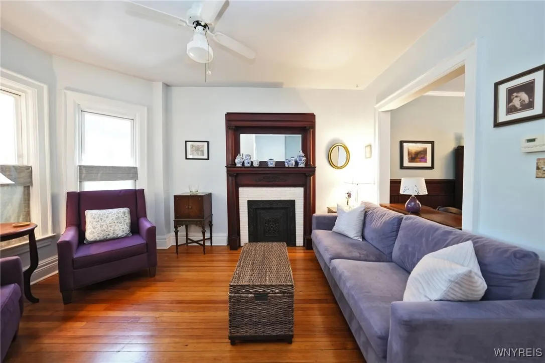 365 Huntington Avenue, Buffalo, New York 14214, Buffalo, New York 14214, 4 Bedrooms Bedrooms, 8 Rooms Rooms,1 BathroomBathrooms,Residential,For Sale,365 Huntington Avenue, Buffalo, New York 14214,B1625131