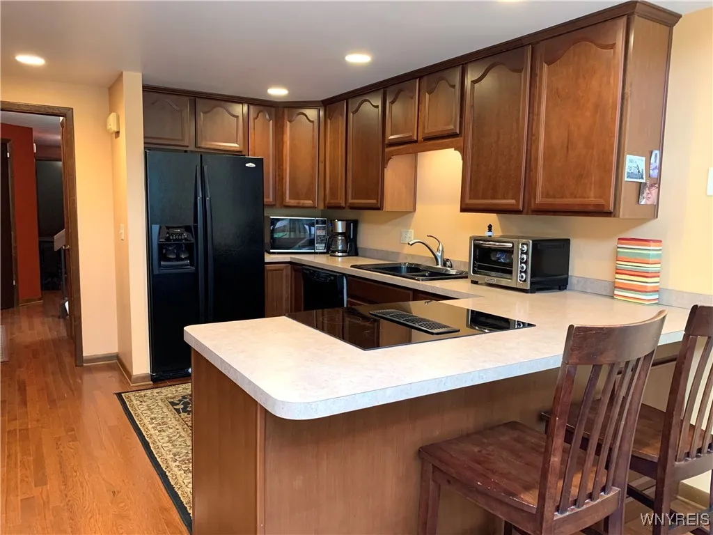 144 Breezewood Common Street, Amherst, New York 14, Amherst, New York 14051, 3 Bedrooms Bedrooms, 6 Rooms Rooms,2 BathroomsBathrooms,Residential,For Sale,144 Breezewood Common Street, Amherst, New York 14,B1625196