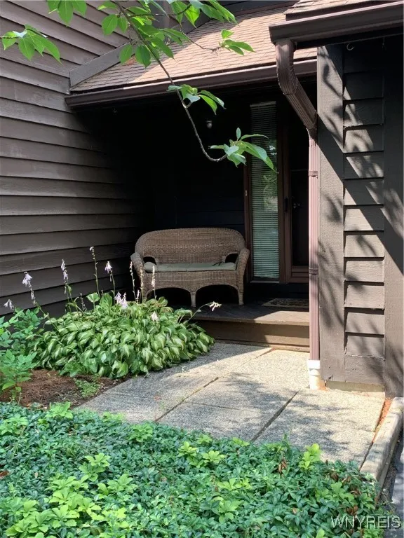 144 Breezewood Common Street, Amherst, New York 14, Amherst, New York 14051, 3 Bedrooms Bedrooms, 6 Rooms Rooms,2 BathroomsBathrooms,Residential,For Sale,144 Breezewood Common Street, Amherst, New York 14,B1625196