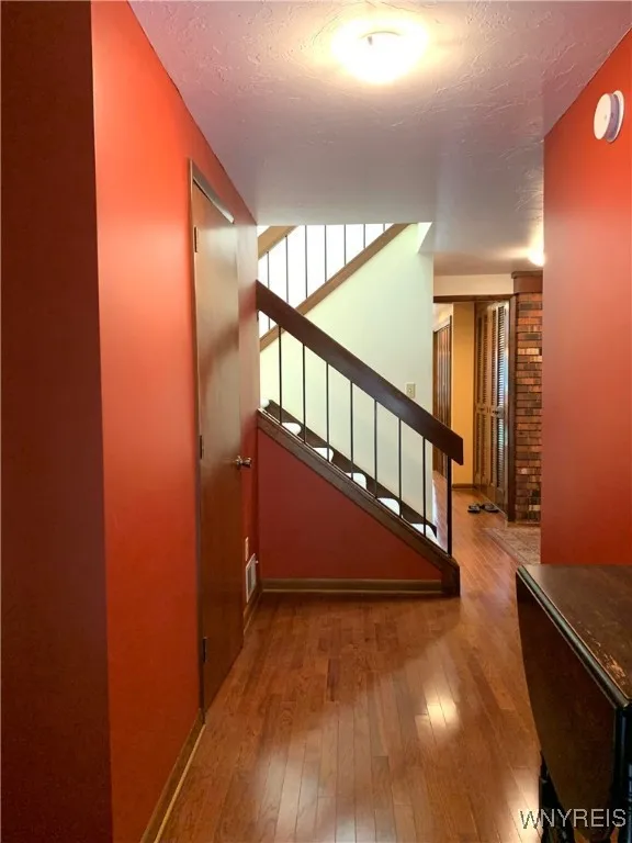 144 Breezewood Common Street, Amherst, New York 14, Amherst, New York 14051, 3 Bedrooms Bedrooms, 6 Rooms Rooms,2 BathroomsBathrooms,Residential,For Sale,144 Breezewood Common Street, Amherst, New York 14,B1625196