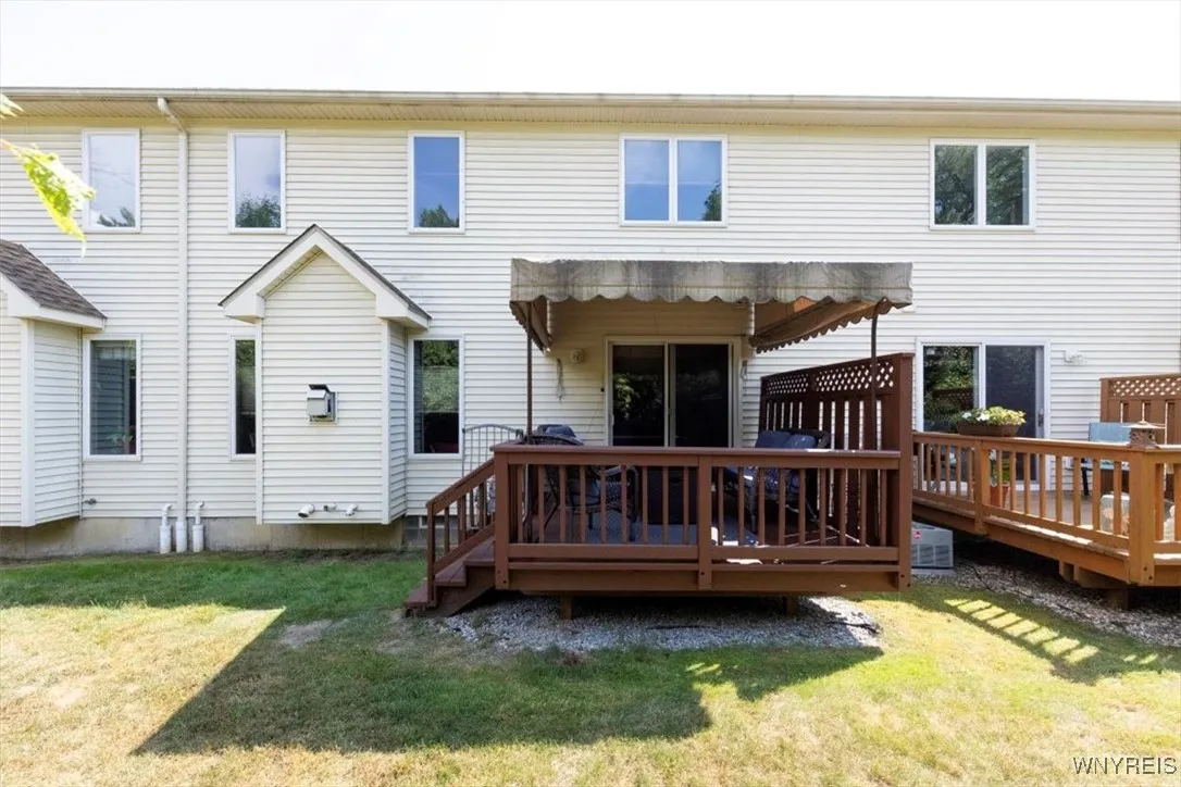 34 Westview Drive, West Seneca, New York 14224, West Seneca, New York 14224, 2 Bedrooms Bedrooms, 6 Rooms Rooms,1 BathroomBathrooms,Residential,For Sale,34 Westview Drive, West Seneca, New York 14224,B1625237