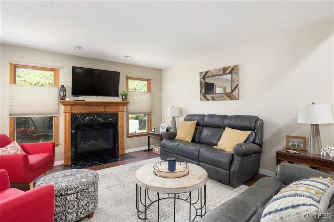 34 Westview Drive, West Seneca, New York 14224, West Seneca, New York 14224, 2 Bedrooms Bedrooms, 6 Rooms Rooms,1 BathroomBathrooms,Residential,For Sale,34 Westview Drive, West Seneca, New York 14224,B1625237