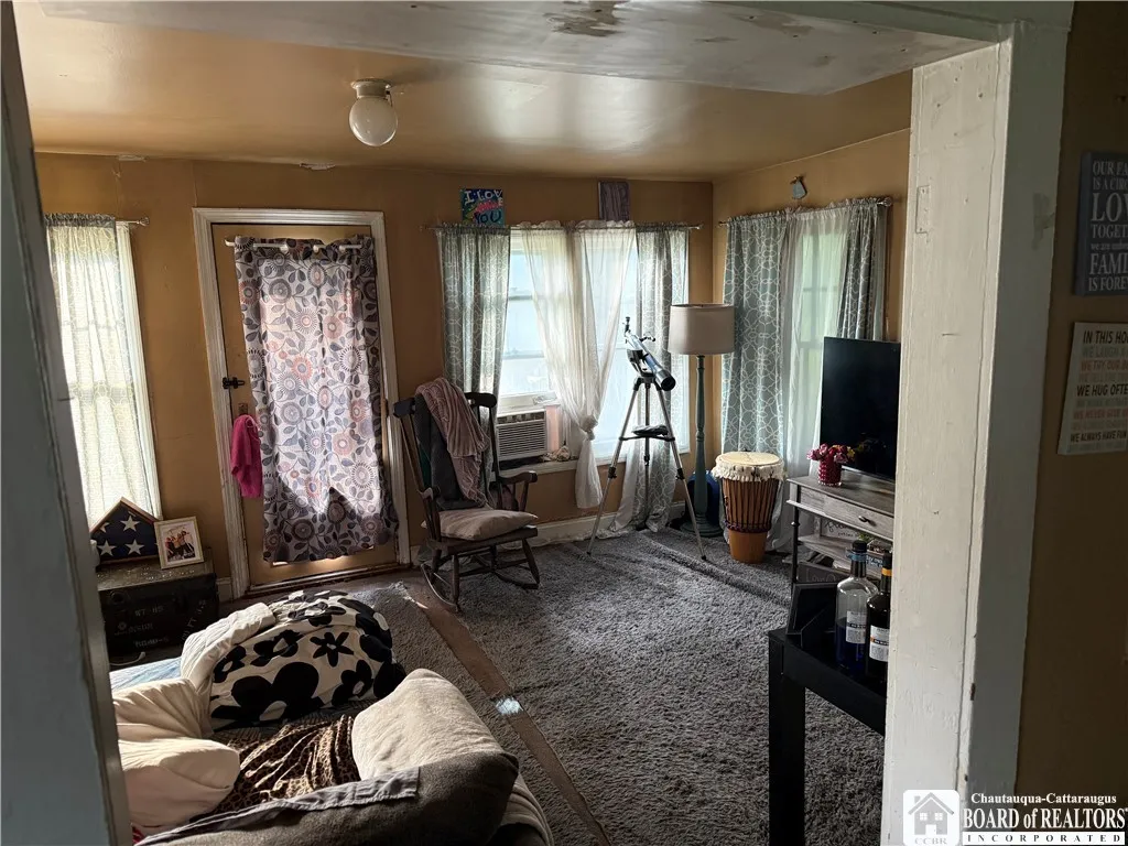 23 Gerald Avenue, Busti, New York 14750, Busti, New York 14750, 3 Bedrooms Bedrooms, 6 Rooms Rooms,1 BathroomBathrooms,Residential,For Sale,23 Gerald Avenue, Busti, New York 14750,R1623312