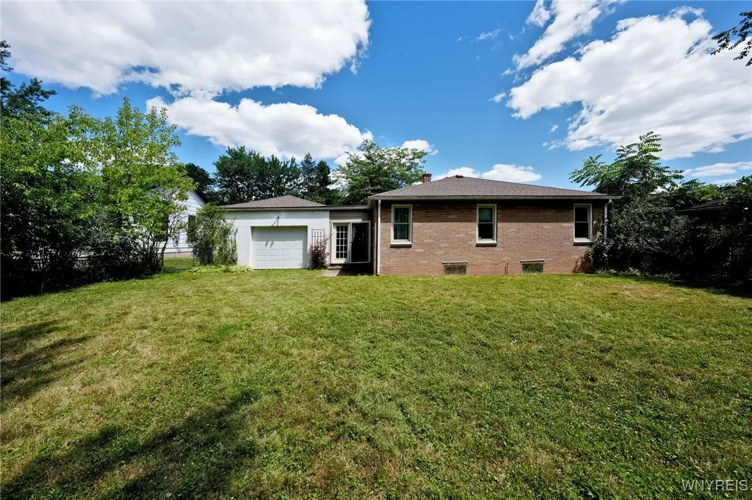 236 North Harvest Street, Amherst, New York 14221, Amherst, New York 14221, 3 Bedrooms Bedrooms, 7 Rooms Rooms,1 BathroomBathrooms,Residential,For Sale,236 North Harvest Street, Amherst, New York 14221,B1624964