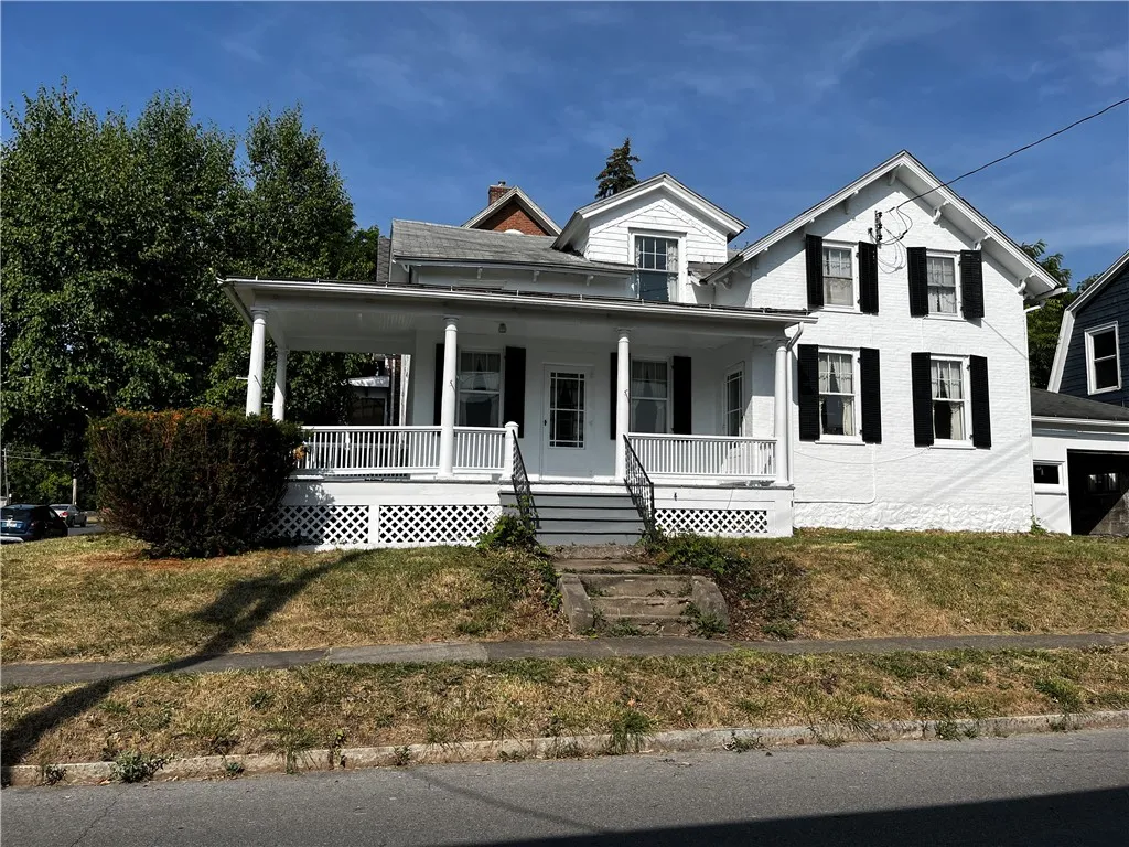 66 Milton Street, Geneva City, New York 14456, Geneva City, New York 14456, 3 Bedrooms Bedrooms, 8 Rooms Rooms,1 BathroomBathrooms,Residential,For Sale,66 Milton Street, Geneva City, New York 14456,R1625262