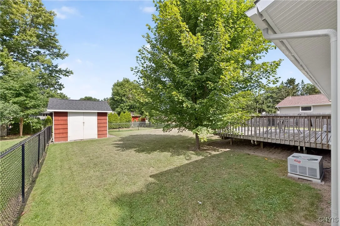 115 Wembridge Drive, Dewitt, New York 13057, De Witt, New York 13057, 3 Bedrooms Bedrooms, 7 Rooms Rooms,2 BathroomsBathrooms,Residential,Closed,115 Wembridge Drive, Dewitt, New York 13057,0,S1623465