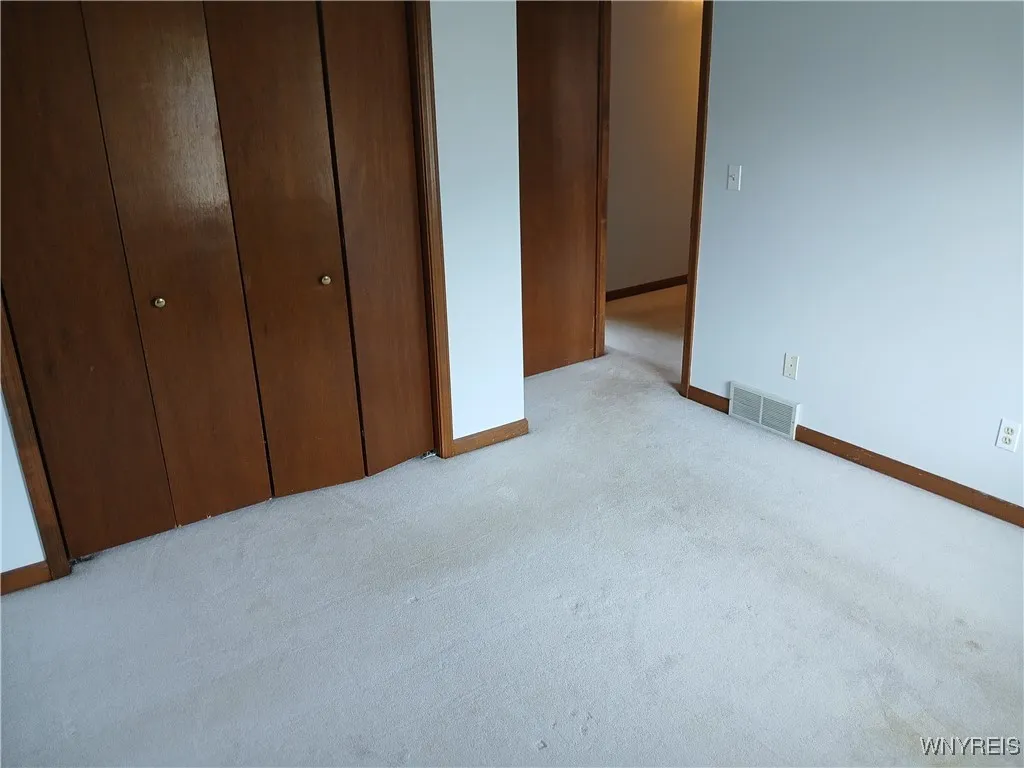 Amherst, New York 14228, 3 Bedrooms Bedrooms, 6 Rooms Rooms,1 BathroomBathrooms,Residential,For Sale,B1624791
