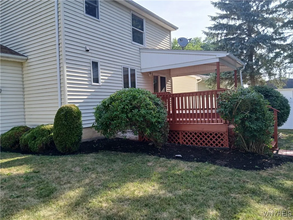 Amherst, New York 14228, 3 Bedrooms Bedrooms, 6 Rooms Rooms,1 BathroomBathrooms,Residential,For Sale,B1624791
