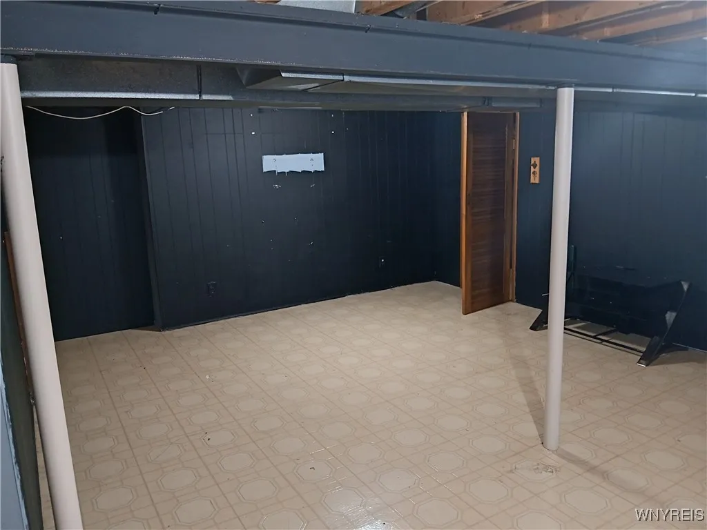 Amherst, New York 14228, 3 Bedrooms Bedrooms, 6 Rooms Rooms,1 BathroomBathrooms,Residential,For Sale,B1624791