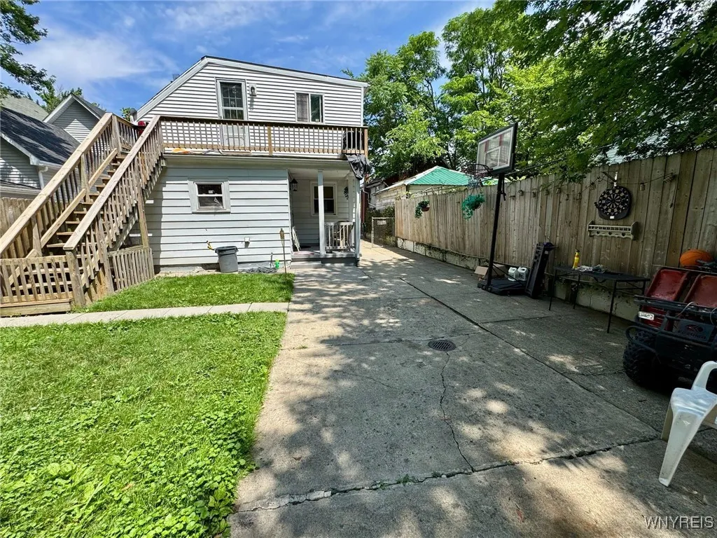 67 West Delavan Avenue South S, Buffalo, New York, Buffalo, New York 14213, 4 Bedrooms Bedrooms, ,2 BathroomsBathrooms,Residential,For Sale,67 West Delavan Avenue South S, Buffalo, New York ,B1623503
