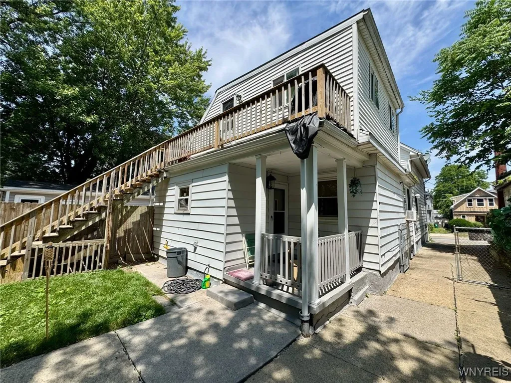 67 West Delavan Avenue South S, Buffalo, New York, Buffalo, New York 14213, 4 Bedrooms Bedrooms, ,2 BathroomsBathrooms,Residential,For Sale,67 West Delavan Avenue South S, Buffalo, New York ,B1623503