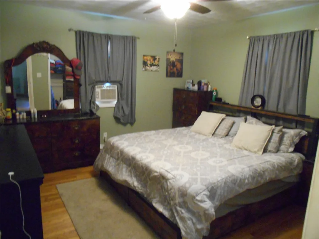 196 North Fulton Street, Auburn, New York 13021, Auburn, New York 13021, 4 Bedrooms Bedrooms, 10 Rooms Rooms,2 BathroomsBathrooms,Residential,Closed,196 North Fulton Street, Auburn, New York 13021,0,R1625290