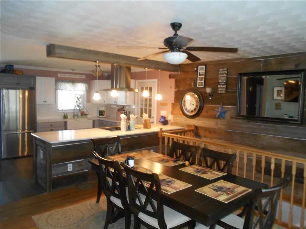 196 North Fulton Street, Auburn, New York 13021, Auburn, New York 13021, 4 Bedrooms Bedrooms, 10 Rooms Rooms,2 BathroomsBathrooms,Residential,Closed,196 North Fulton Street, Auburn, New York 13021,0,R1625290