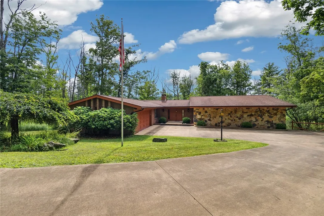 2618 Davis Road, Corning, New York 14830, Corning, New York 14830, 2 Bedrooms Bedrooms, 12 Rooms Rooms,3 BathroomsBathrooms,Residential,Closed,2618 Davis Road, Corning, New York 14830,0,R1625171