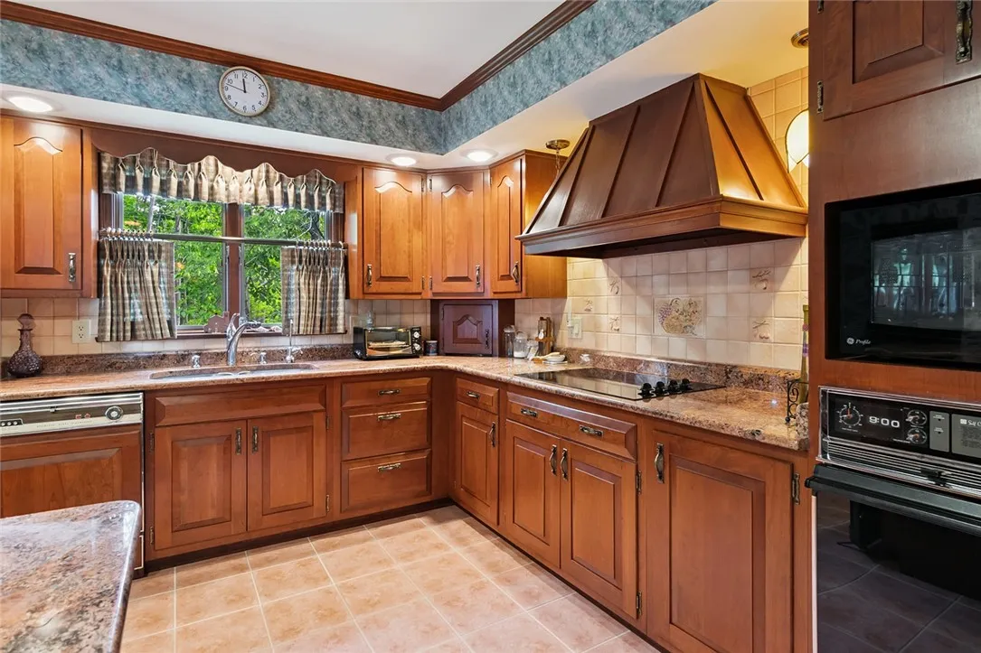 2618 Davis Road, Corning, New York 14830, Corning, New York 14830, 2 Bedrooms Bedrooms, 12 Rooms Rooms,3 BathroomsBathrooms,Residential,Closed,2618 Davis Road, Corning, New York 14830,0,R1625171