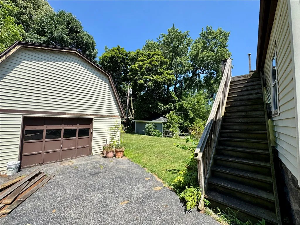 192-194 Magee Avenue, Rochester, New York 14613, Rochester, New York 14613, 5 Bedrooms Bedrooms, ,3 BathroomsBathrooms,Residential,Closed,192-194 Magee Avenue, Rochester, New York 14613,0,R1625258