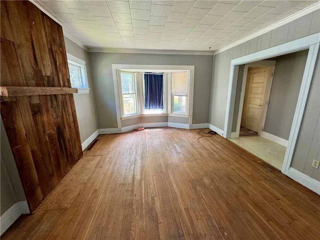 192-194 Magee Avenue, Rochester, New York 14613, Rochester, New York 14613, 5 Bedrooms Bedrooms, ,3 BathroomsBathrooms,Residential,Closed,192-194 Magee Avenue, Rochester, New York 14613,0,R1625258