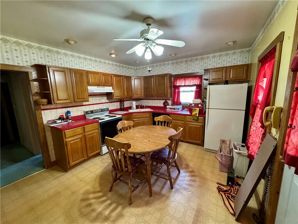 192-194 Magee Avenue, Rochester, New York 14613, Rochester, New York 14613, 5 Bedrooms Bedrooms, ,3 BathroomsBathrooms,Residential,Closed,192-194 Magee Avenue, Rochester, New York 14613,0,R1625258