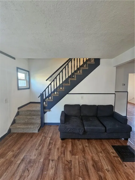 179 Telyea Street, Canandaigua City, New York 1442, Canandaigua City, New York 14424, 4 Bedrooms Bedrooms, 8 Rooms Rooms,1 BathroomBathrooms,Residential,For Sale,179 Telyea Street, Canandaigua City, New York 1442,0,R1622792