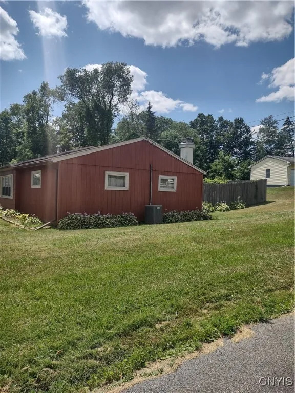 405 Briarcliff Avenue, Utica, New York 13502, Utica, New York 13502, 3 Bedrooms Bedrooms, 7 Rooms Rooms,1 BathroomBathrooms,Residential,Closed,405 Briarcliff Avenue, Utica, New York 13502,0,S1625287