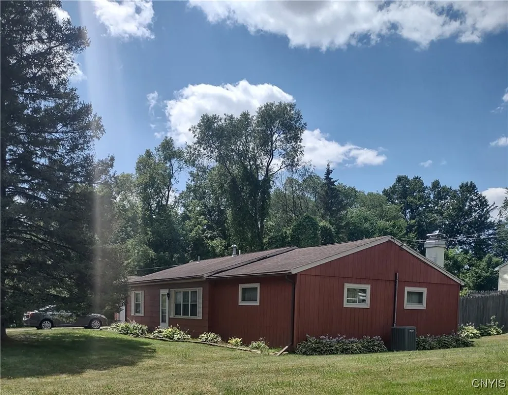 405 Briarcliff Avenue, Utica, New York 13502, Utica, New York 13502, 3 Bedrooms Bedrooms, 7 Rooms Rooms,1 BathroomBathrooms,Residential,Closed,405 Briarcliff Avenue, Utica, New York 13502,0,S1625287