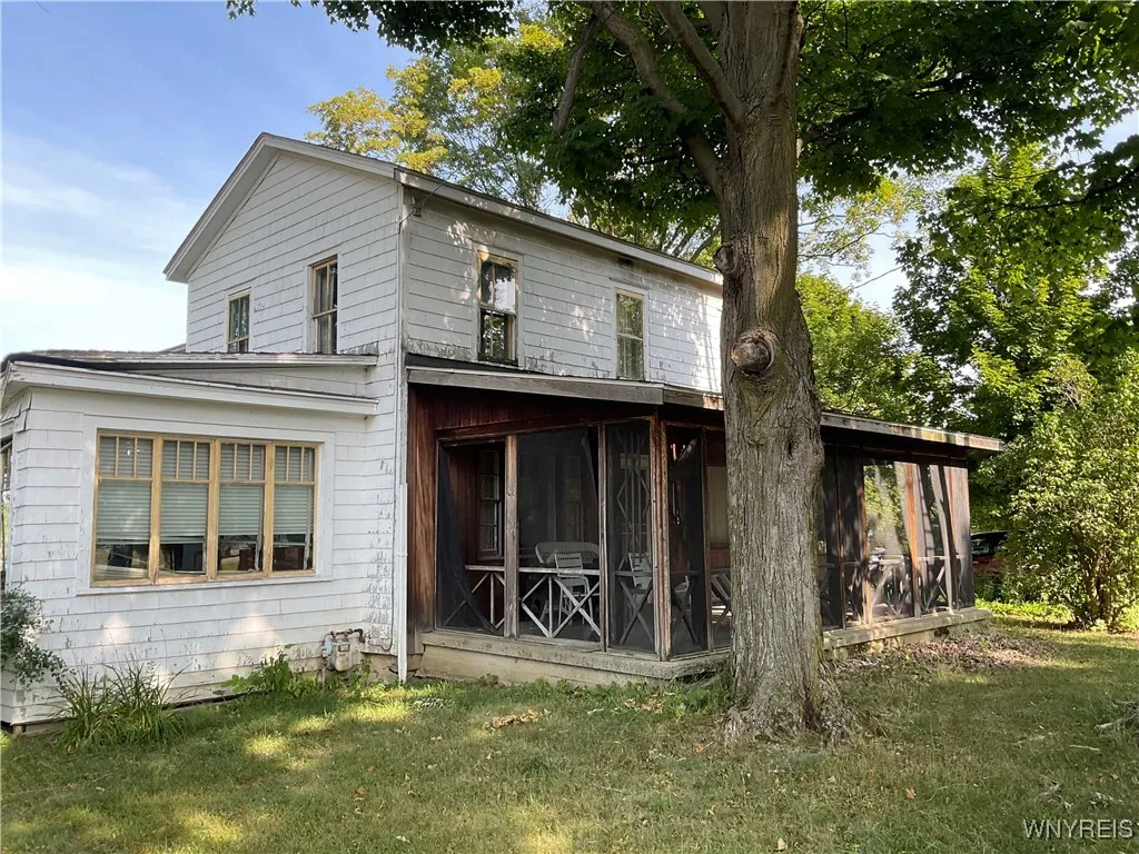 4602 Parker Road, Hamburg, New York 14075, Hamburg, New York 14075, 4 Bedrooms Bedrooms, 6 Rooms Rooms,1 BathroomBathrooms,Residential,For Sale,4602 Parker Road, Hamburg, New York 14075,B1625076