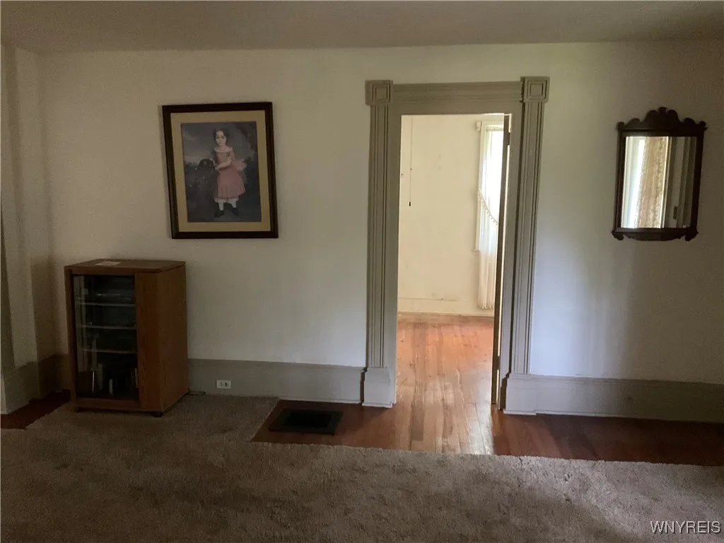 4602 Parker Road, Hamburg, New York 14075, Hamburg, New York 14075, 4 Bedrooms Bedrooms, 6 Rooms Rooms,1 BathroomBathrooms,Residential,For Sale,4602 Parker Road, Hamburg, New York 14075,B1625076