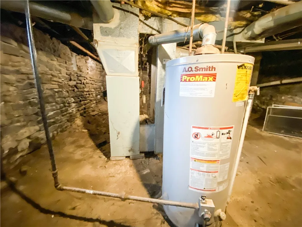 54 Leighton Avenue, Rochester, New York 14609, Rochester, New York 14609, 3 Bedrooms Bedrooms, 5 Rooms Rooms,1 BathroomBathrooms,Residential,Closed,54 Leighton Avenue, Rochester, New York 14609,0,R1625193