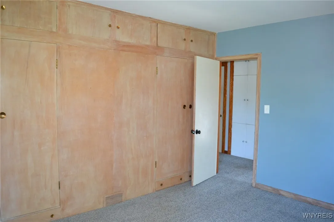 3663 Seneca Street, West Seneca, New York 14224, West Seneca, New York 14224, 3 Bedrooms Bedrooms, 6 Rooms Rooms,1 BathroomBathrooms,Residential,For Sale,3663 Seneca Street, West Seneca, New York 14224,B1625326