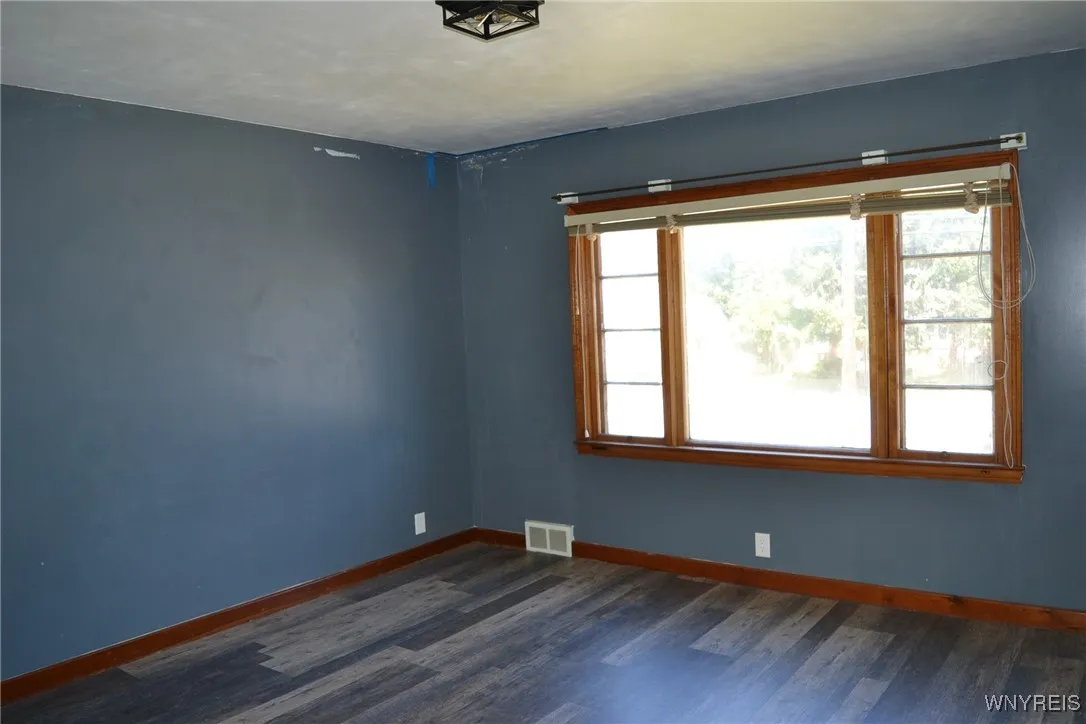 3663 Seneca Street, West Seneca, New York 14224, West Seneca, New York 14224, 3 Bedrooms Bedrooms, 6 Rooms Rooms,1 BathroomBathrooms,Residential,For Sale,3663 Seneca Street, West Seneca, New York 14224,B1625326