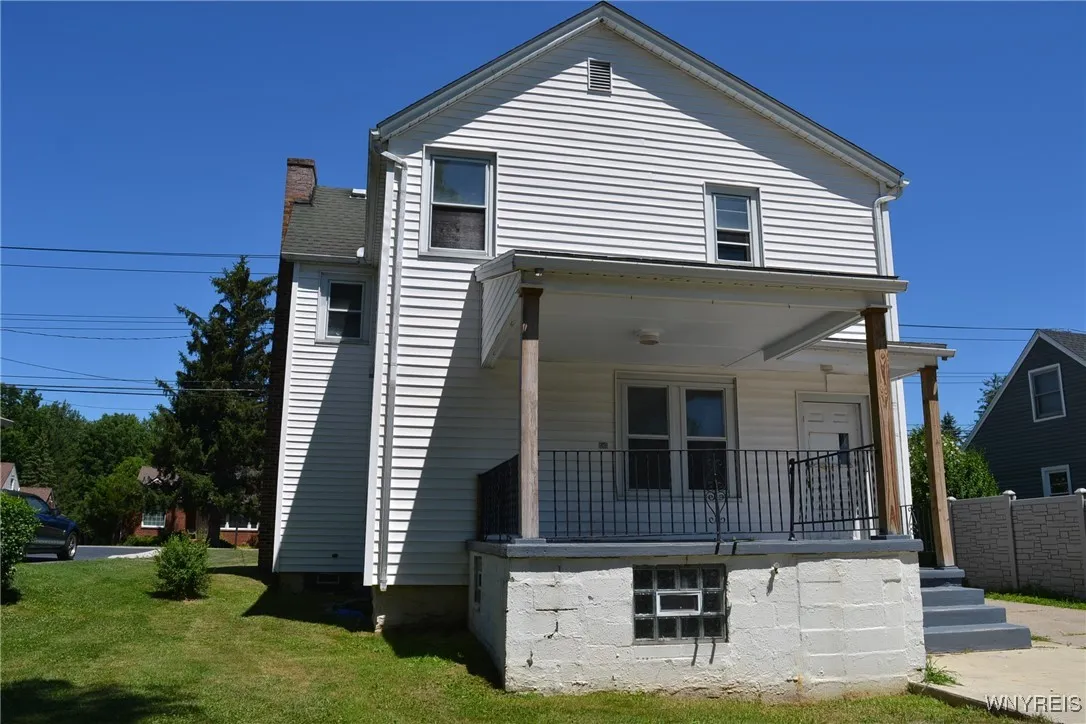 3663 Seneca Street, West Seneca, New York 14224, West Seneca, New York 14224, 3 Bedrooms Bedrooms, 6 Rooms Rooms,1 BathroomBathrooms,Residential,For Sale,3663 Seneca Street, West Seneca, New York 14224,B1625326