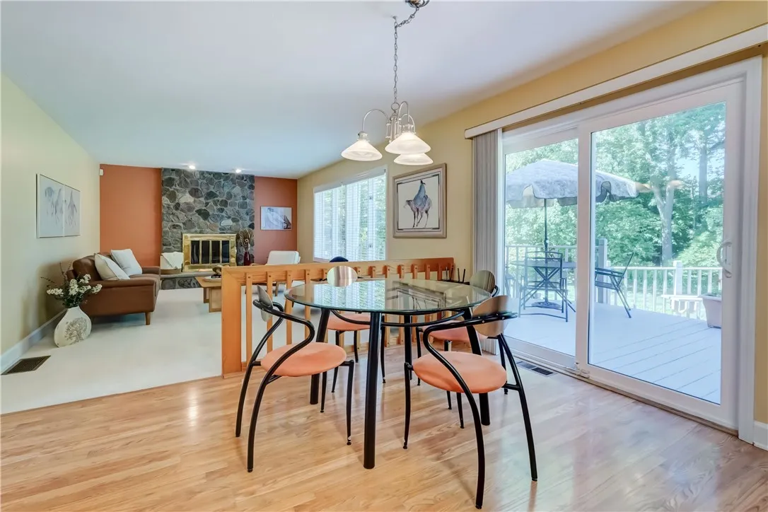 23 Edenfield Road, Penfield, New York 14526, Penfield, New York 14526, 3 Bedrooms Bedrooms, 9 Rooms Rooms,2 BathroomsBathrooms,Residential,Closed,23 Edenfield Road, Penfield, New York 14526,0,R1622526