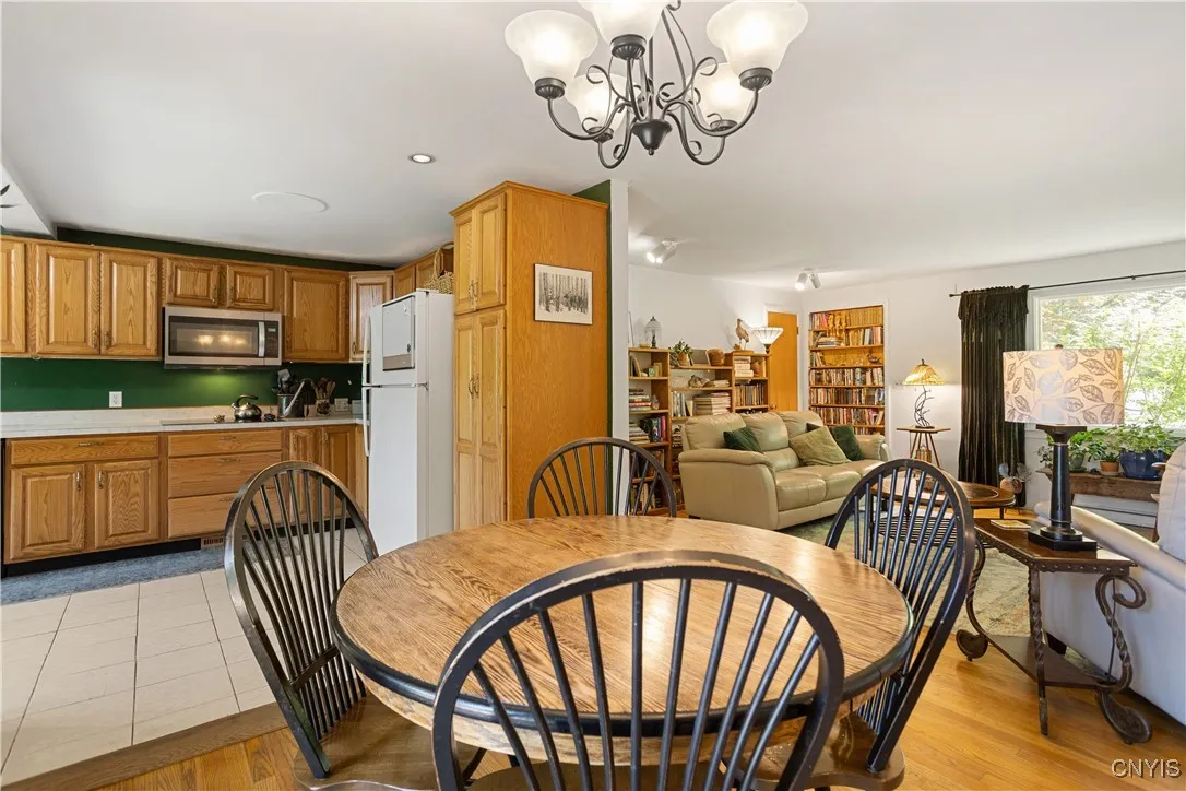 4465 Makyes Road, Onondaga, New York 13215, Onondaga, New York 13215, 3 Bedrooms Bedrooms, 8 Rooms Rooms,2 BathroomsBathrooms,Residential,Closed,4465 Makyes Road, Onondaga, New York 13215,0,S1624811