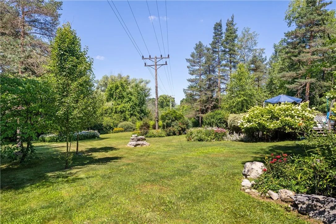 4465 Makyes Road, Onondaga, New York 13215, Onondaga, New York 13215, 3 Bedrooms Bedrooms, 8 Rooms Rooms,2 BathroomsBathrooms,Residential,Closed,4465 Makyes Road, Onondaga, New York 13215,0,S1624811