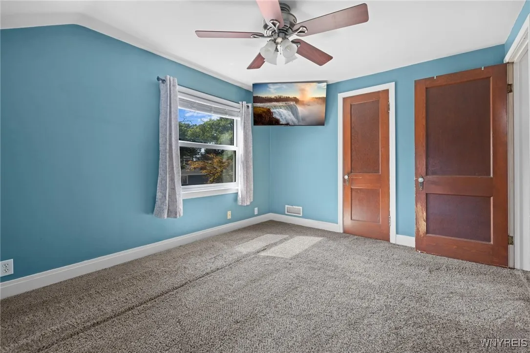 102 Onondaga Avenue, West Seneca, New York 14220, West Seneca, New York 14220, 2 Bedrooms Bedrooms, 7 Rooms Rooms,1 BathroomBathrooms,Residential,For Sale,102 Onondaga Avenue, West Seneca, New York 14220,B1625200