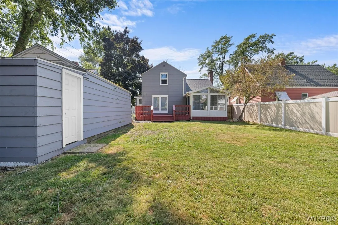 102 Onondaga Avenue, West Seneca, New York 14220, West Seneca, New York 14220, 2 Bedrooms Bedrooms, 7 Rooms Rooms,1 BathroomBathrooms,Residential,For Sale,102 Onondaga Avenue, West Seneca, New York 14220,B1625200