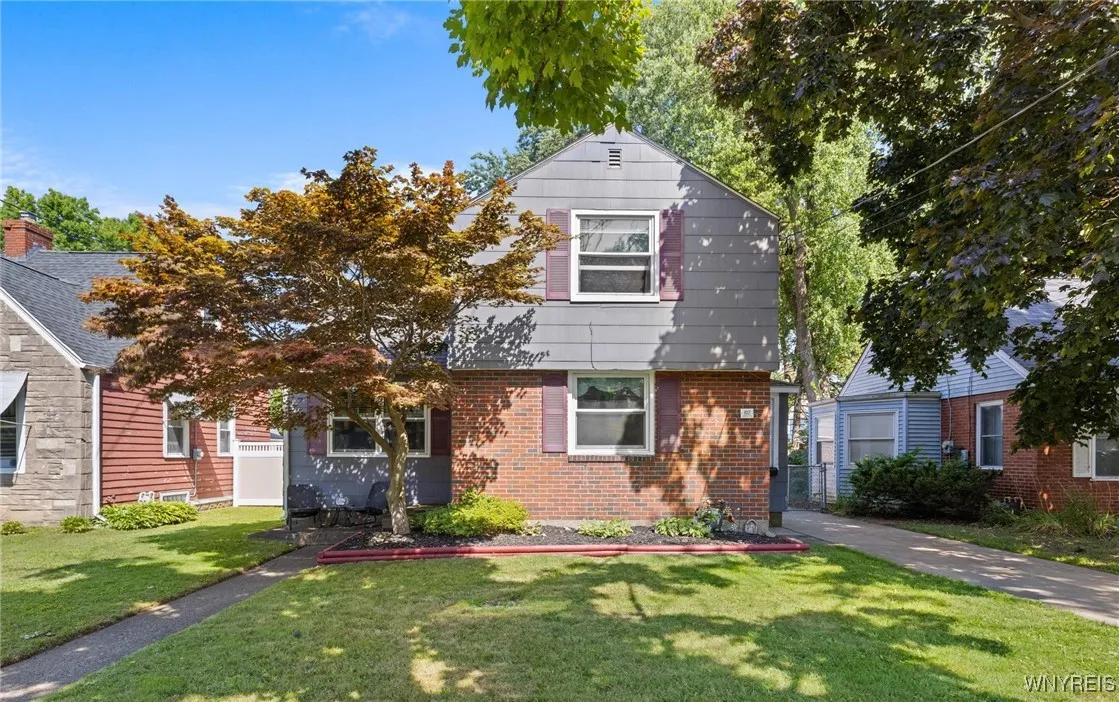 102 Onondaga Avenue, West Seneca, New York 14220, West Seneca, New York 14220, 2 Bedrooms Bedrooms, 7 Rooms Rooms,1 BathroomBathrooms,Residential,For Sale,102 Onondaga Avenue, West Seneca, New York 14220,B1625200