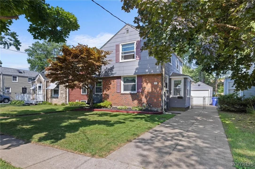 102 Onondaga Avenue, West Seneca, New York 14220, West Seneca, New York 14220, 2 Bedrooms Bedrooms, 7 Rooms Rooms,1 BathroomBathrooms,Residential,For Sale,102 Onondaga Avenue, West Seneca, New York 14220,B1625200