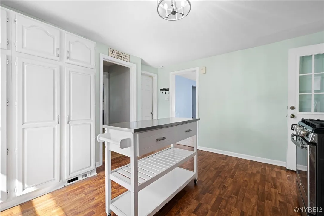 102 Onondaga Avenue, West Seneca, New York 14220, West Seneca, New York 14220, 2 Bedrooms Bedrooms, 7 Rooms Rooms,1 BathroomBathrooms,Residential,For Sale,102 Onondaga Avenue, West Seneca, New York 14220,B1625200