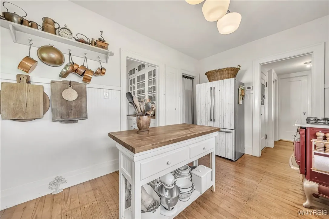 11 West Main Street, Pembroke, New York 14036, Pembroke, New York 14036, 4 Bedrooms Bedrooms, 11 Rooms Rooms,1 BathroomBathrooms,Residential,Closed,11 West Main Street, Pembroke, New York 14036,0,B1625212