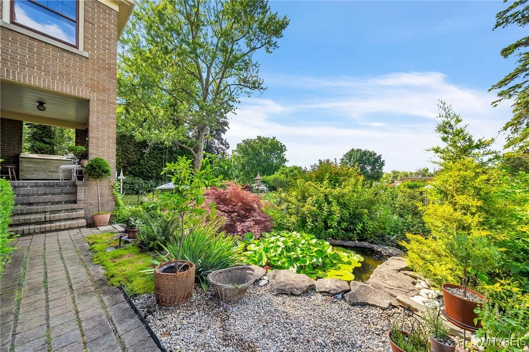 11 West Main Street, Pembroke, New York 14036, Pembroke, New York 14036, 4 Bedrooms Bedrooms, 11 Rooms Rooms,1 BathroomBathrooms,Residential,Closed,11 West Main Street, Pembroke, New York 14036,0,B1625212