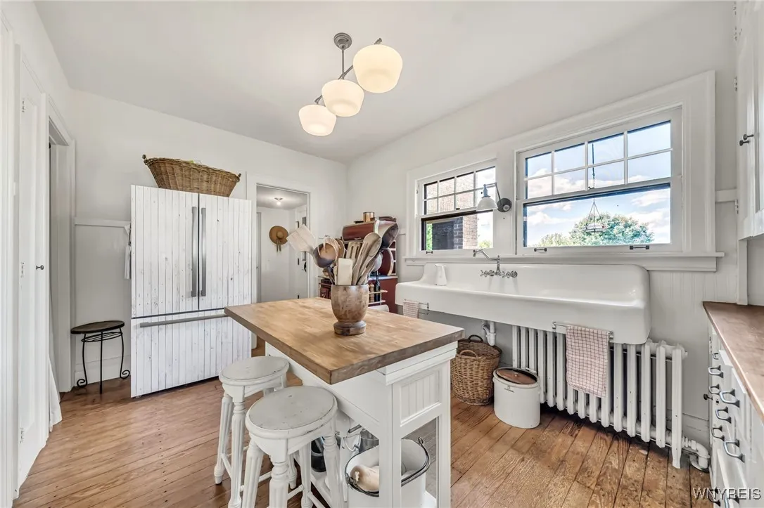 11 West Main Street, Pembroke, New York 14036, Pembroke, New York 14036, 4 Bedrooms Bedrooms, 11 Rooms Rooms,1 BathroomBathrooms,Residential,Closed,11 West Main Street, Pembroke, New York 14036,0,B1625212