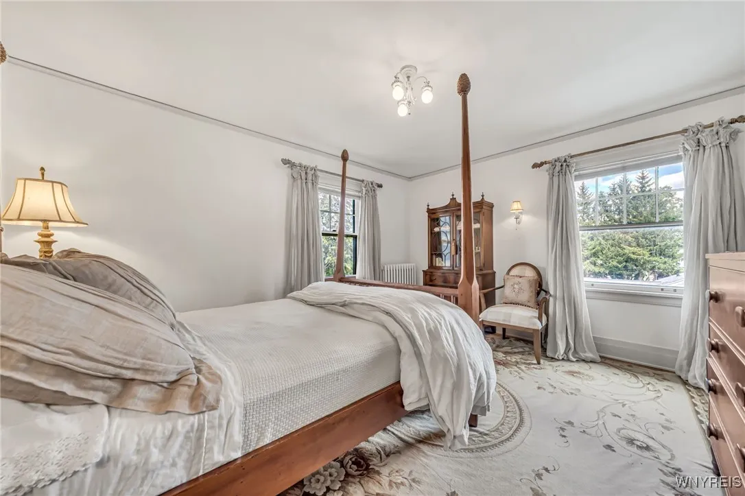 11 West Main Street, Pembroke, New York 14036, Pembroke, New York 14036, 4 Bedrooms Bedrooms, 11 Rooms Rooms,1 BathroomBathrooms,Residential,Closed,11 West Main Street, Pembroke, New York 14036,0,B1625212